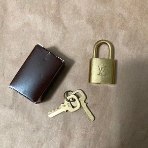 Louis Vuitton lock and keys